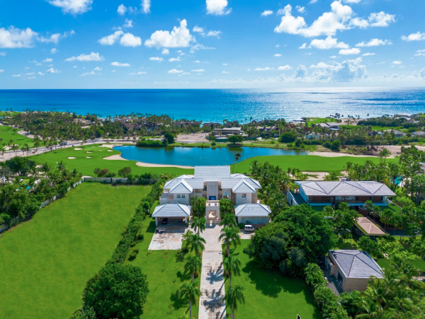 Luxurious Punta Cana Villa with Private Pool & Beach Access